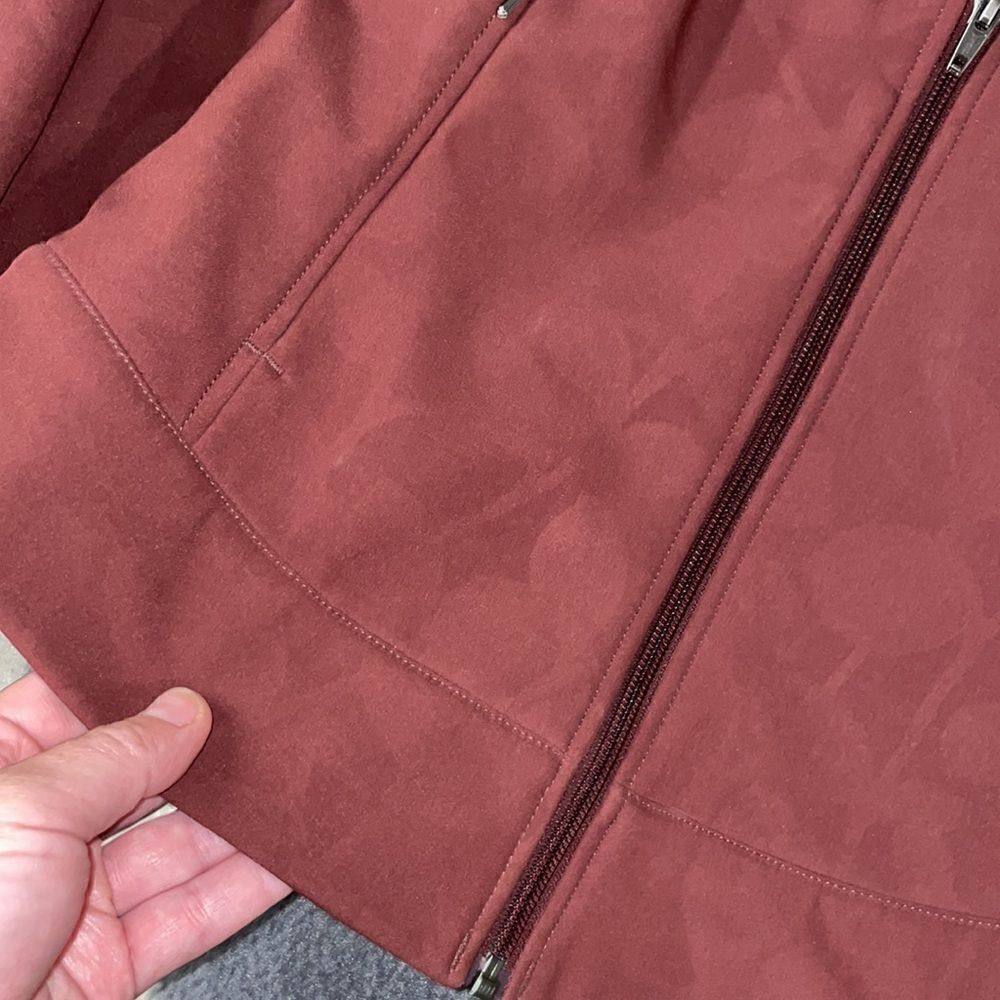 Patagonia Jacket  - Picture 10 of 17